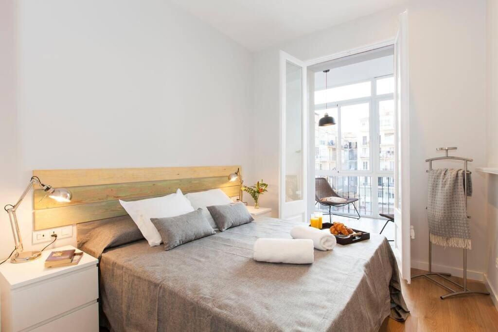 Apartment Perfectly Located 4bed 4bath In 2 2 *