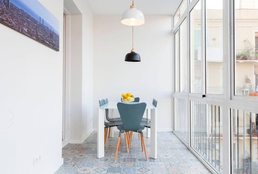 Perfectly Located 4bed 4bath In 2 2 Apartment *